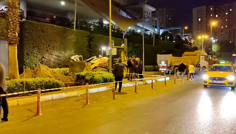Küçükçekmece’de Doğal Gaz Borusu Patladı: Paniğe Neden Olan Olay