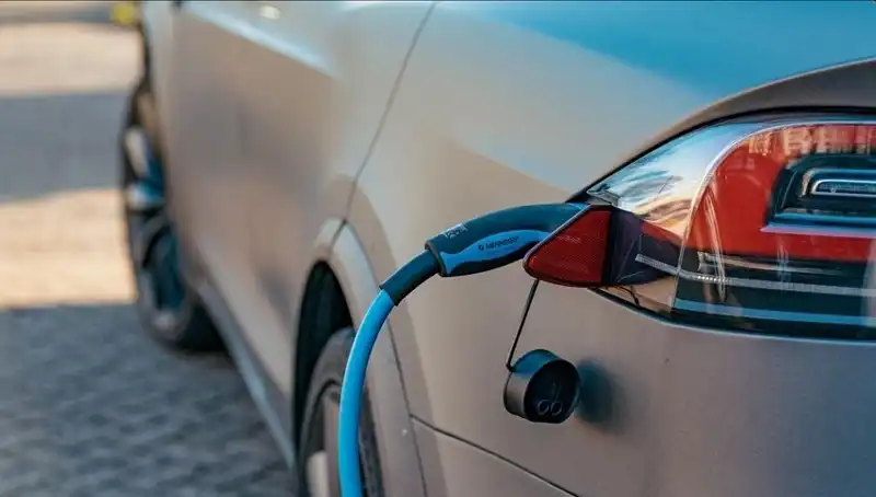 Elektrikli Araç Alımında Düşüş: Tüketici Tercihleri Değişiyor