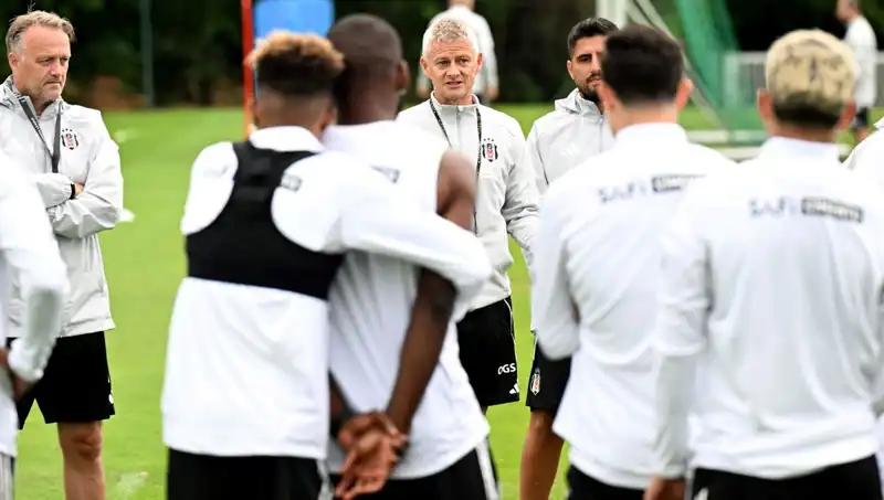 Solskjaer'den Futbolculara Sert Eleştiriler: Hoca Olmanın Zorlu Yanı