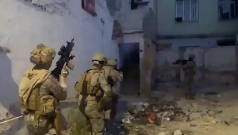 Uyuşturucu İle Mücadelede Tarihi Operasyon: 2 Bin 311 Şüpheli Yakalandı