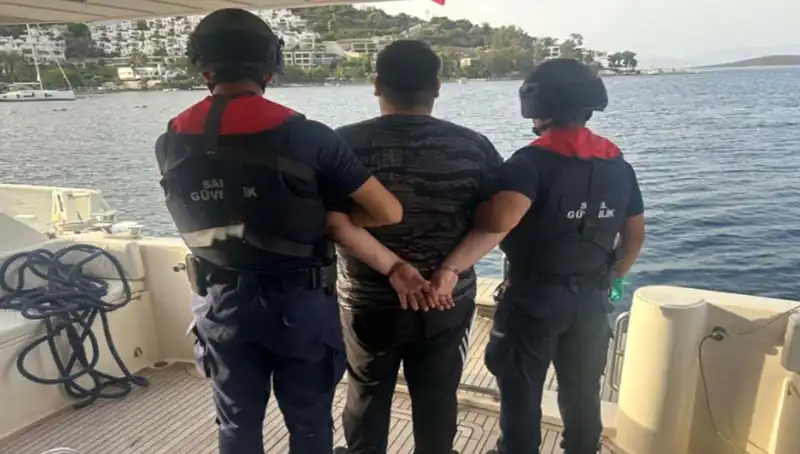 Cinayetten Aranan Casper Çetesi Üyesi İstanbul'da Yakalandı