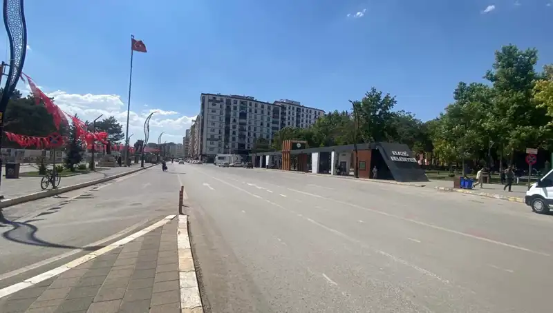 Elazığ'da Sokaklar Boş Kaldı: Şehirdeki Sessizliğin Sebepleri Neler?