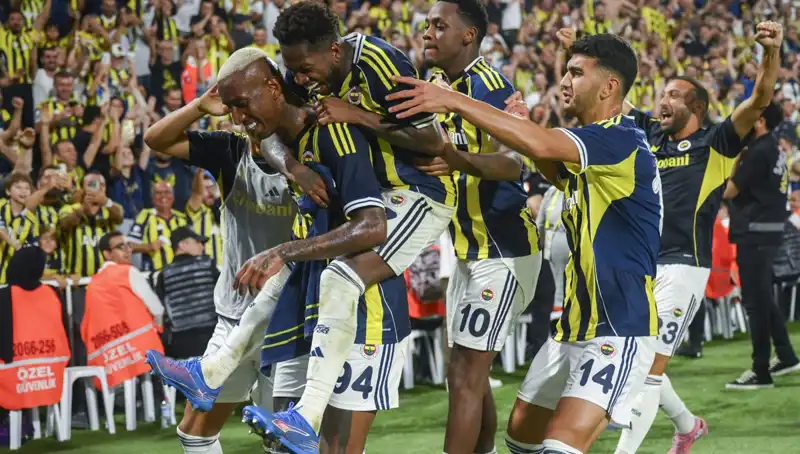Fenerbahçe'ye Yaz Turist Akını: Kasa Uçuyor!