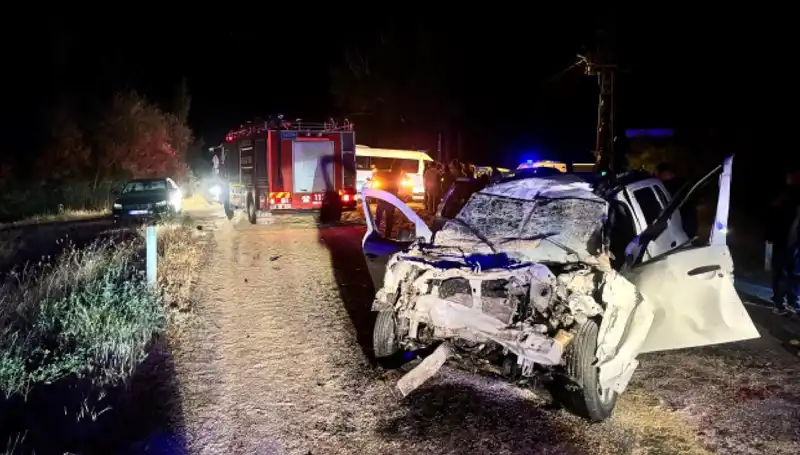 Ciple Traktör Çarpıştı: 5 Kişilik Yaralı Korkutan Kaza Detaylarına Ulaşıldı