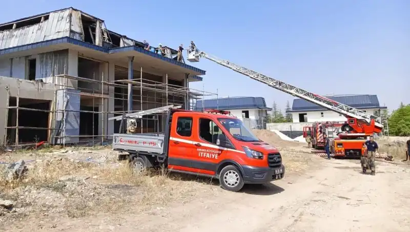 Ankara Gölbaşı'nda Villalara Sıfır Yangın Felaketi: Olayın Detayları Açıklandı