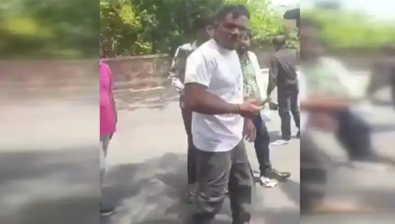 11A Yolcusunun Şok Edici Anları: "Biri Beni Yakaladı"