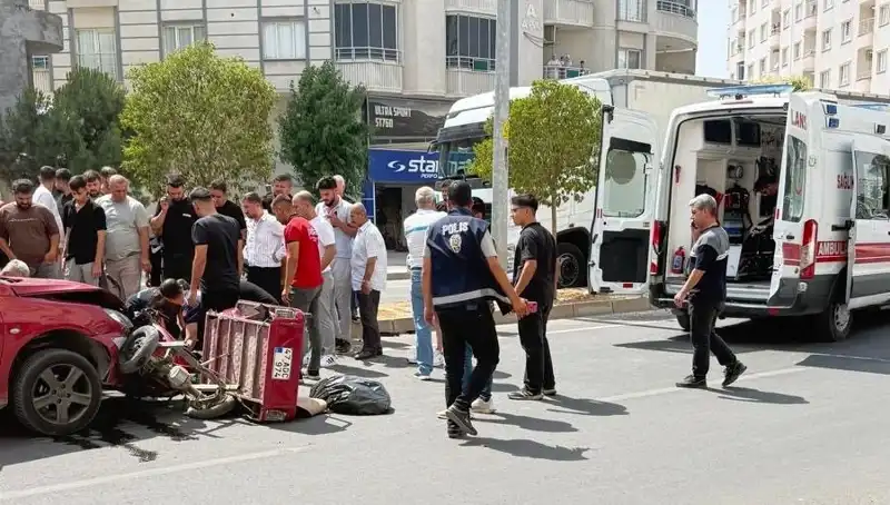 Mardin'de Meydana Gelen Trafik Kazasında İki Kişi Yaralandı