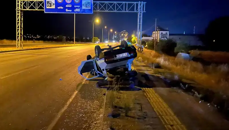 TIR'ın Sıkıştırdığı Otomobil Takla Attı: Korkunç Kaza Sonrası 1 Yaralı