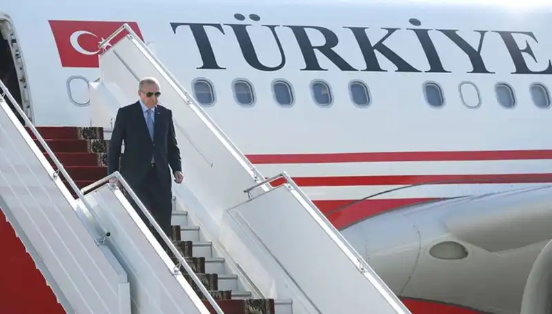 Cumhurbaşkanı Erdoğan, İtalya Ziyaretinden Sonra Türkiye'ye Geri Döndü
