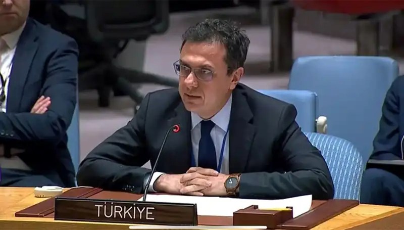 İsrail’in Suriye’deki Hava Saldırılarına Son Vermesi Gerek