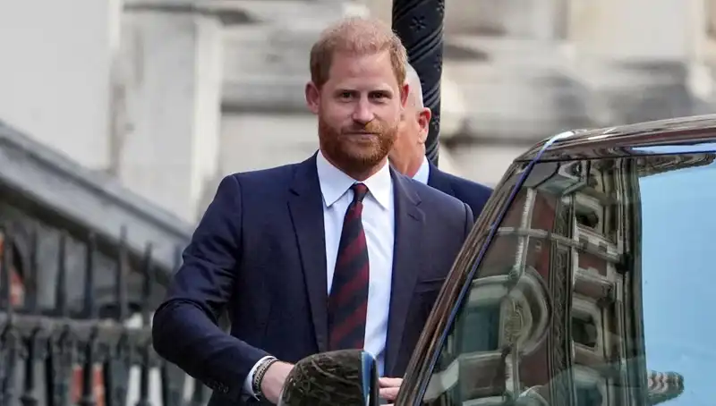 Prens Harry'nin Açıklamaları: Ailemle Barışmak İçin Son Çaba!