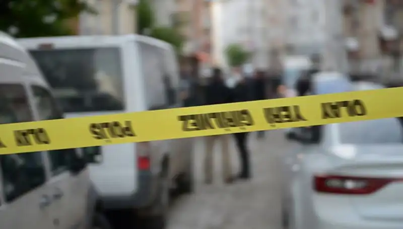 Adana'da Kanlı Pusu: Aracına Binerken Sırtından Vuruldu