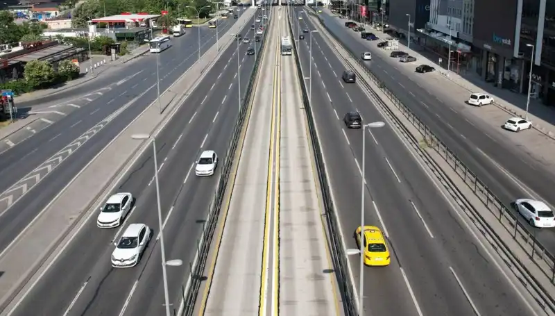 İstanbul'da Bayramda Yollar Boşaldı: Nedenleri ve Etkileri Neler?