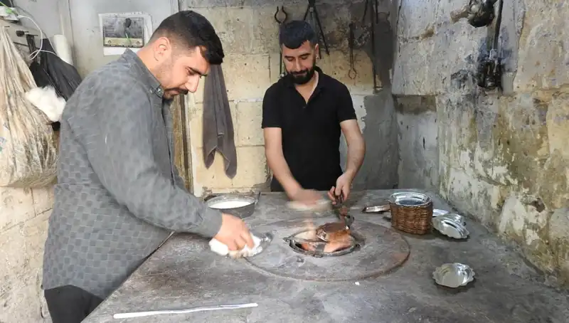Geleneksel Meslekler Tehlikede: Çırak Bulamayan Usta İşini Öğremekte Zorlanıyor
