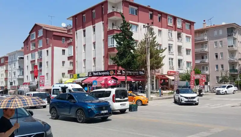 : Taksi ile otomobil çarpıştı: Kaza anındaki dramatik detaylar