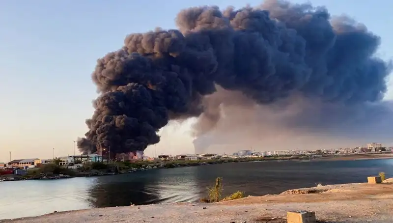 Port Sudan’da Şok Edici Patlamalar: Havalimanı ve Ordu Üssü Hedefte!