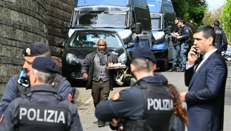 İran ve ABD'nin Tarihi Nükleer Görüşmesi: Roma'dan Kritik Sonuçlar