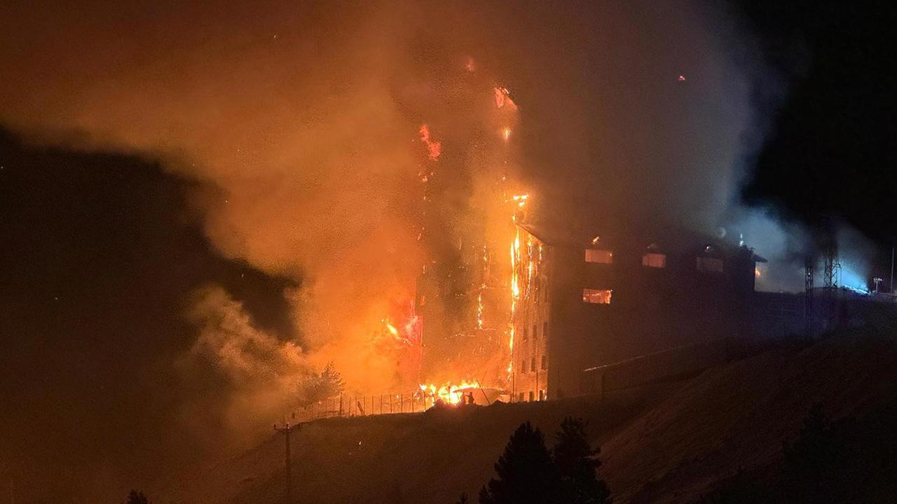 Kartalkaya Kayak Merkezi'nde Korkunç Otel Yangını