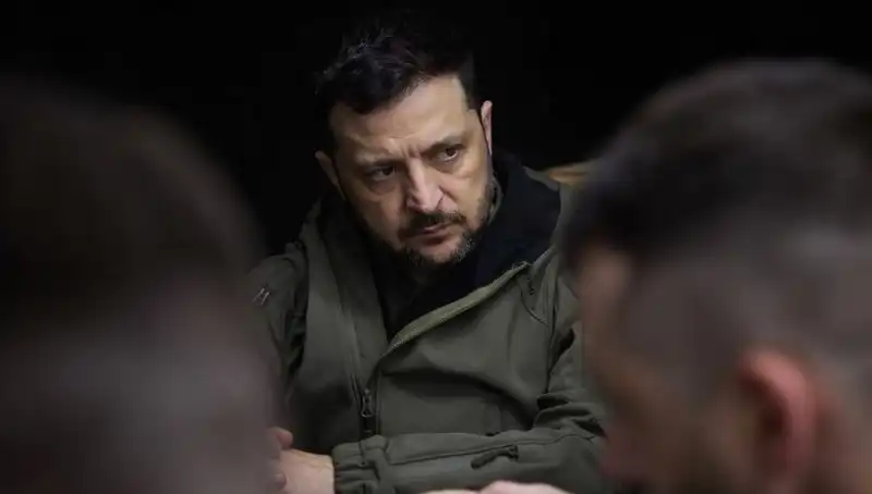 Zelenski, NATO İle Eleştirilerini Sıraladı: "Nadir Element Anlaşmasında İsimlerimiz Yok"
