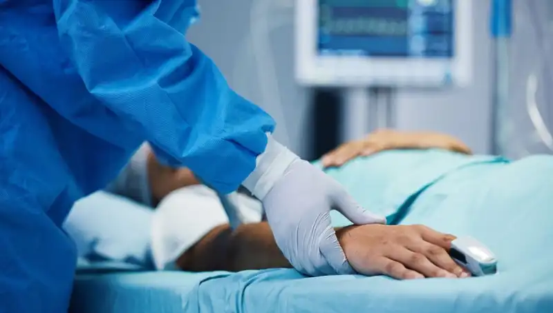 Kadın Hastalığının Belirti Vermeden Gelmesi: Hayatını Değiştiren Korkunç Teşhis